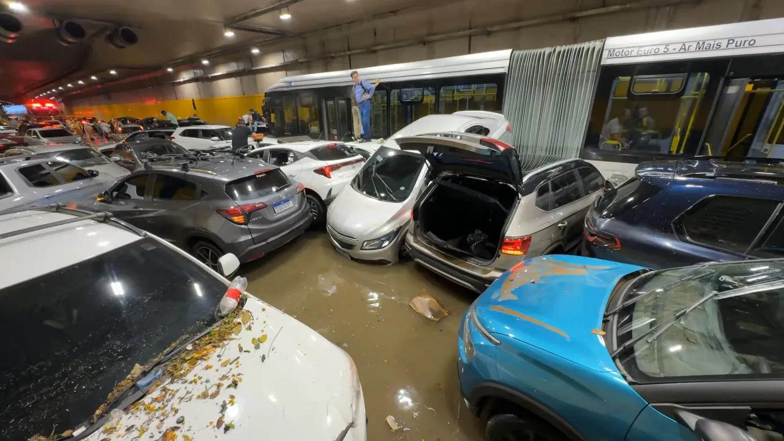 SP tem previsão de novo temporal nesta quinta após chuva mortal e caos no centro